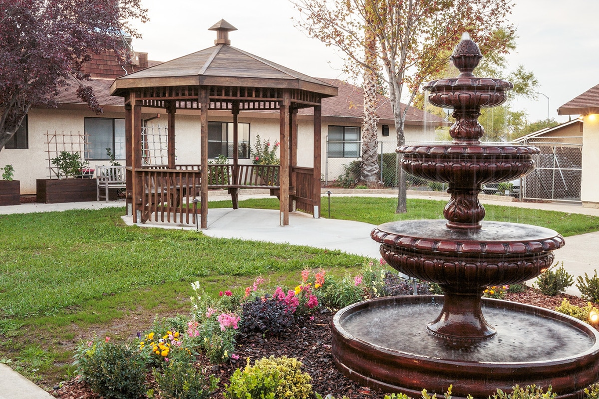 A fountain and gazebo outside at Lincoln Meadows